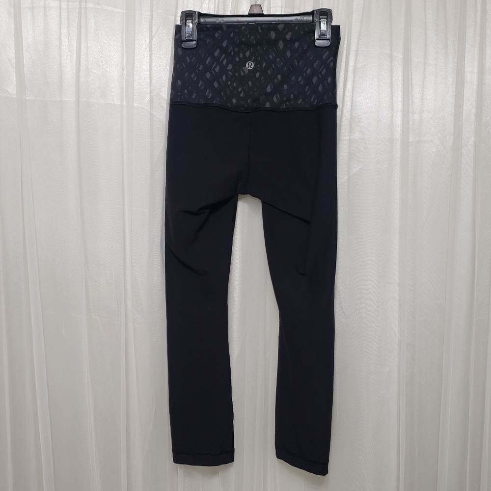 Lululemon Sz 2 Wunder Under Hi-Rise Crop 21" - Picture 5 of 12